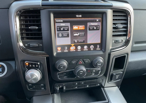 Dodge RAM cena 125000 przebieg: 145000, rok produkcji 2016 z Skarżysko-Kamienna małe 137
